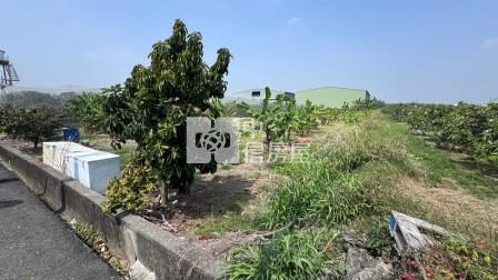高雄土地-岡山嘉華產業區超值方正農地房屋室內格局與周邊環境