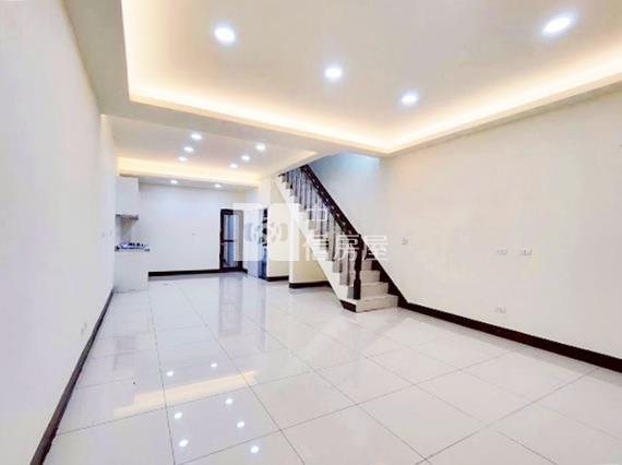 百萬精巧美透天房屋室內格局與周邊環境