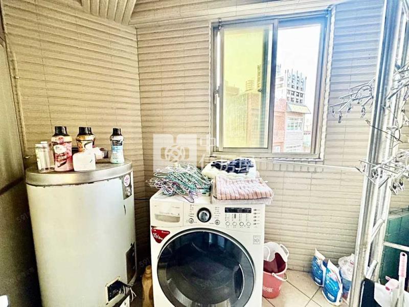 內壢站前-吉利二街邊間透天房屋室內格局與周邊環境