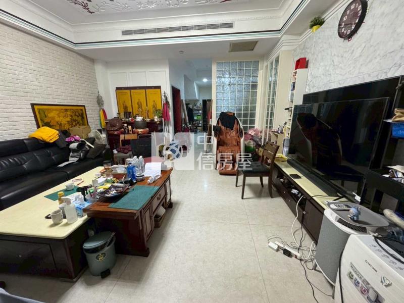 萬能科大電梯別墅房屋室內格局與周邊環境