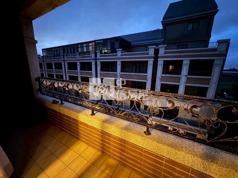 萬能科大電梯別墅房屋室內格局與周邊環境