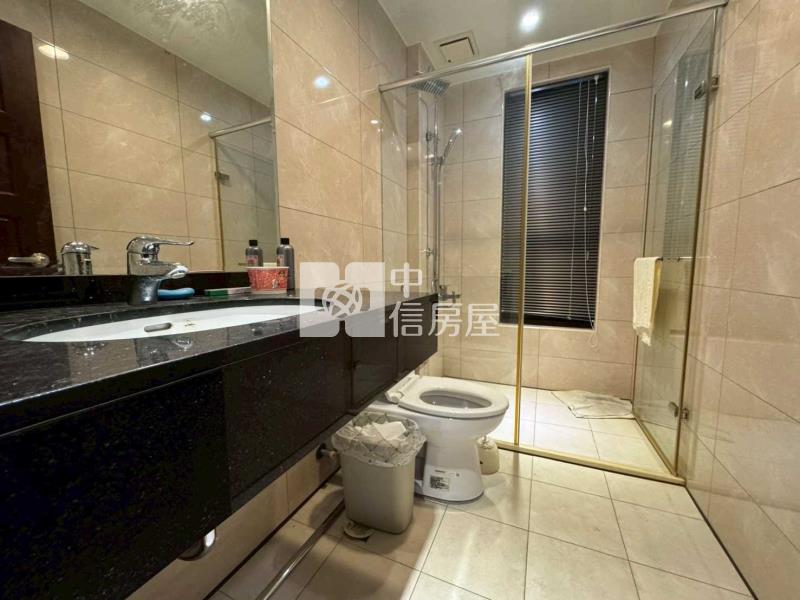 萬能科大電梯別墅房屋室內格局與周邊環境