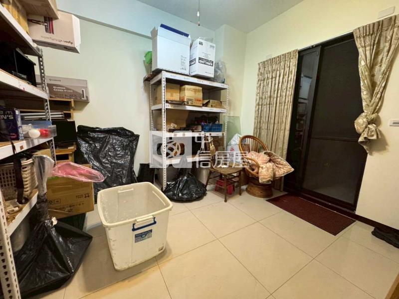 萬能科大電梯別墅房屋室內格局與周邊環境