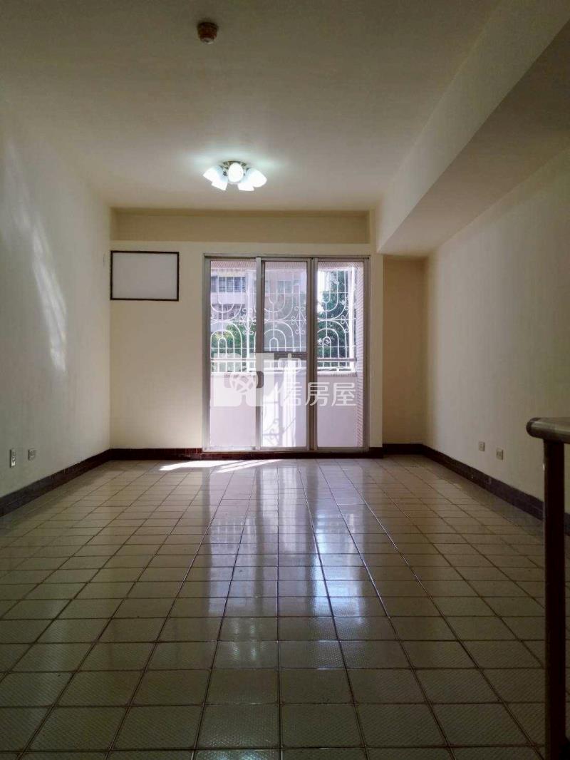 成大生活圈低總價電梯華廈房屋室內格局與周邊環境