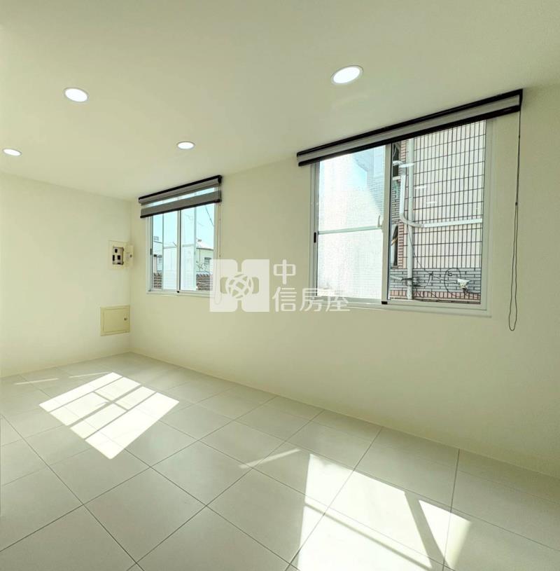 北區公園路免700萬全新整修透天房屋室內格局與周邊環境