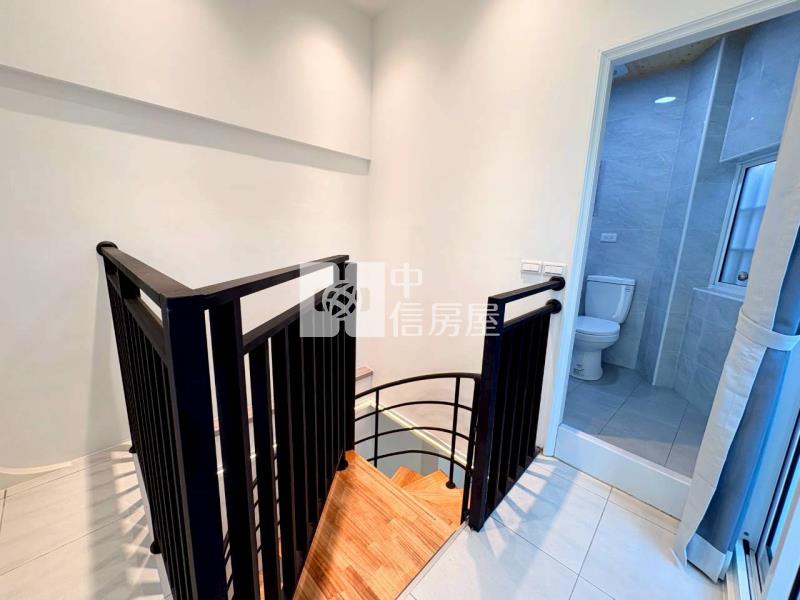 北區公園路免700萬全新整修透天房屋室內格局與周邊環境