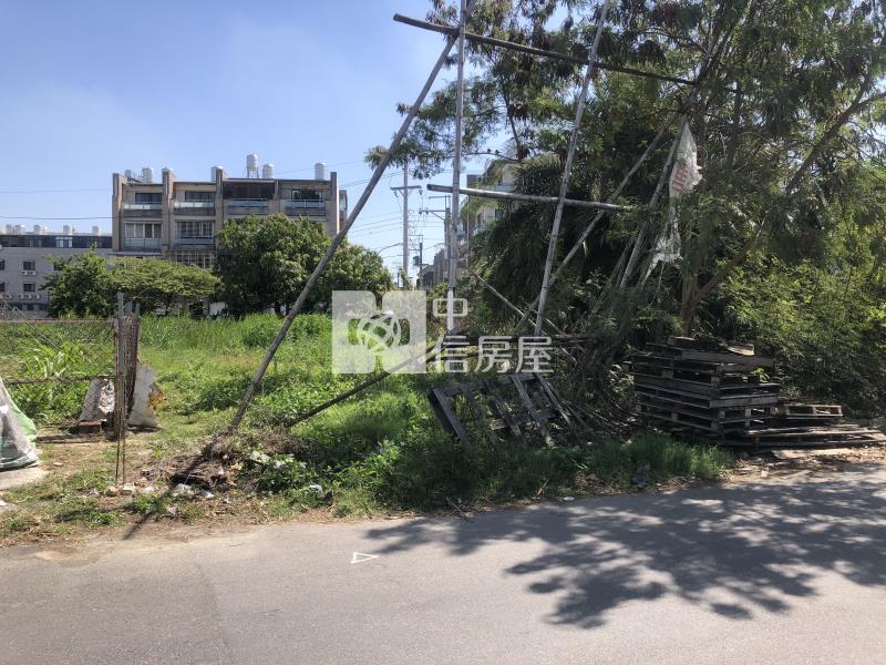 安南雙面臨路建地房屋室內格局與周邊環境