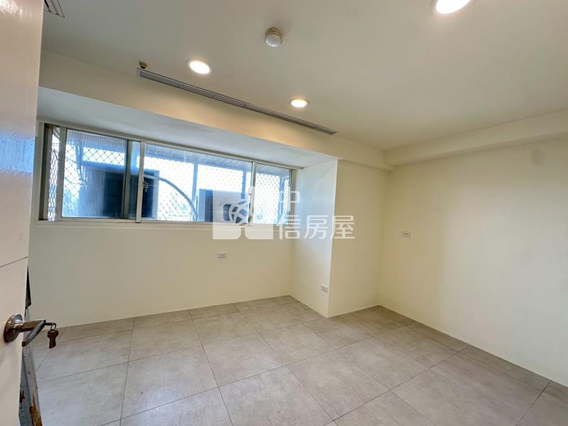 崇光天下三房平車美屋房屋室內格局與周邊環境