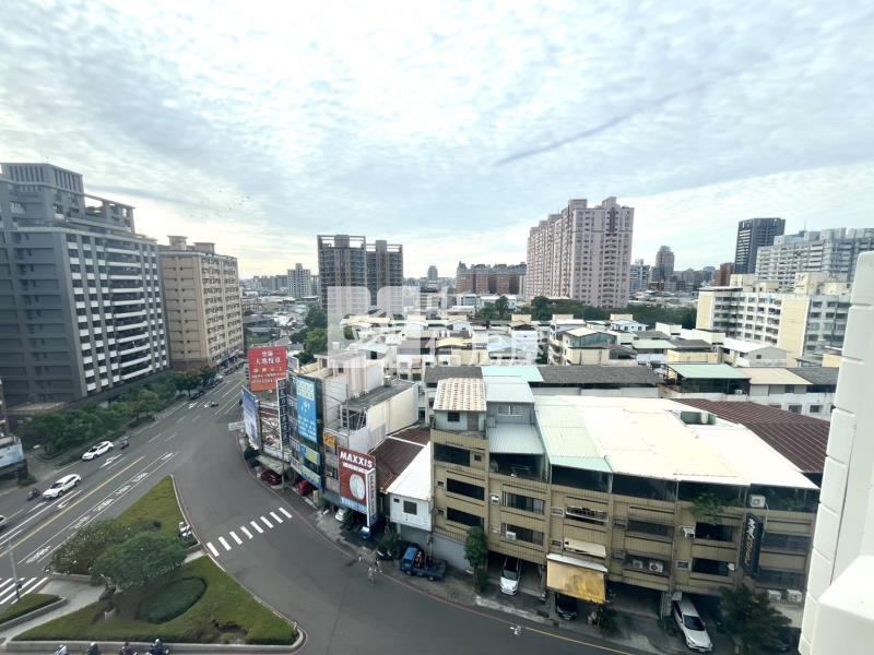 (南京大廈)工學商圈~溫馨裝潢4房美屋房屋室內格局與周邊環境