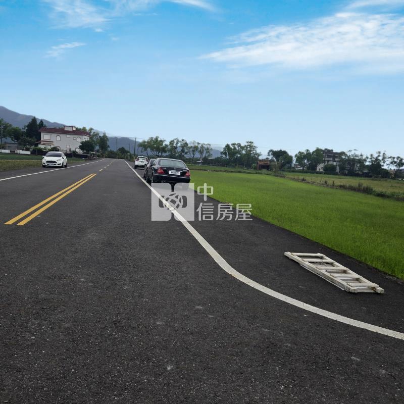 雙面臨路大面寬足坪農地房屋室內格局與周邊環境