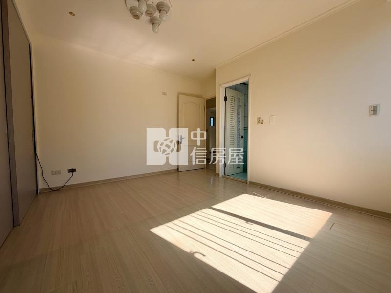 (宏全世界廣場)文心森林公園大墩明星學區~景觀3+1房美屋房屋室內格局與周邊環境