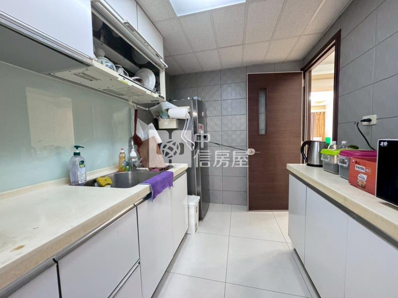 民權經典三房車位房屋室內格局與周邊環境