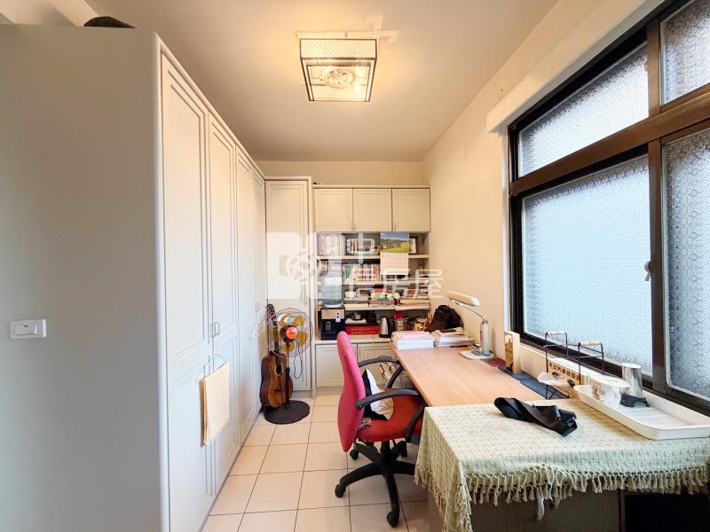 台中高工地41坪臨路大別墅房屋室內格局與周邊環境