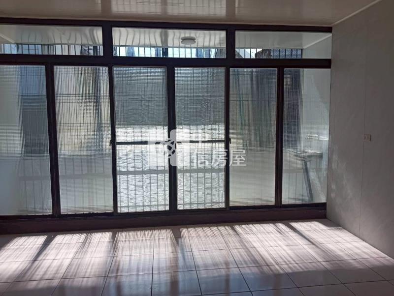 員林全新整理俗透天房屋室內格局與周邊環境