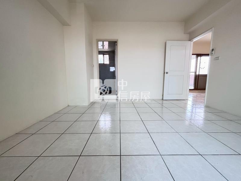 (天下太平)東平商圈大露台三房美屋帝王戶房屋室內格局與周邊環境