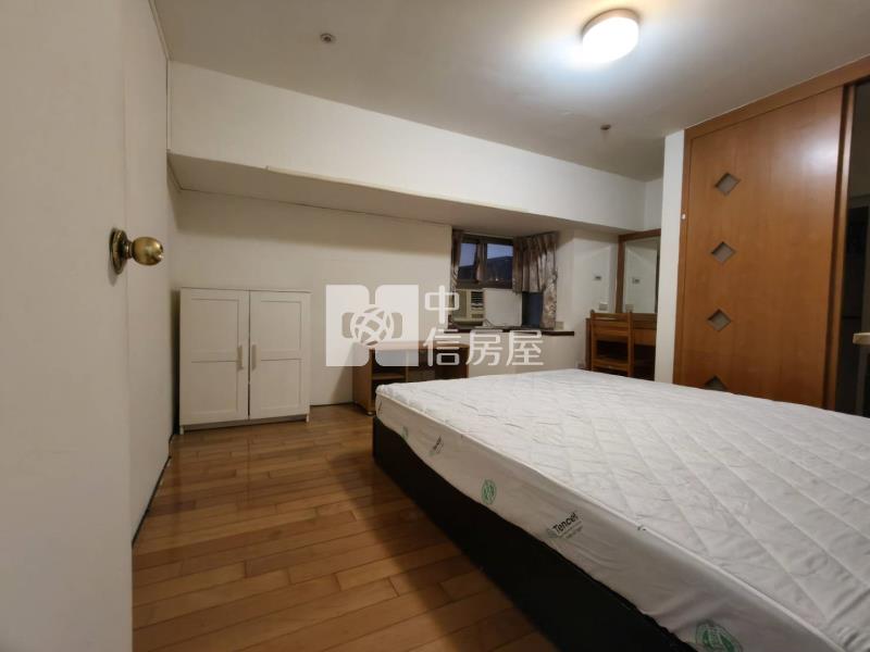 北區*城市桂冠景觀大樓*典雅裝潢.4房+車位房屋室內格局與周邊環境