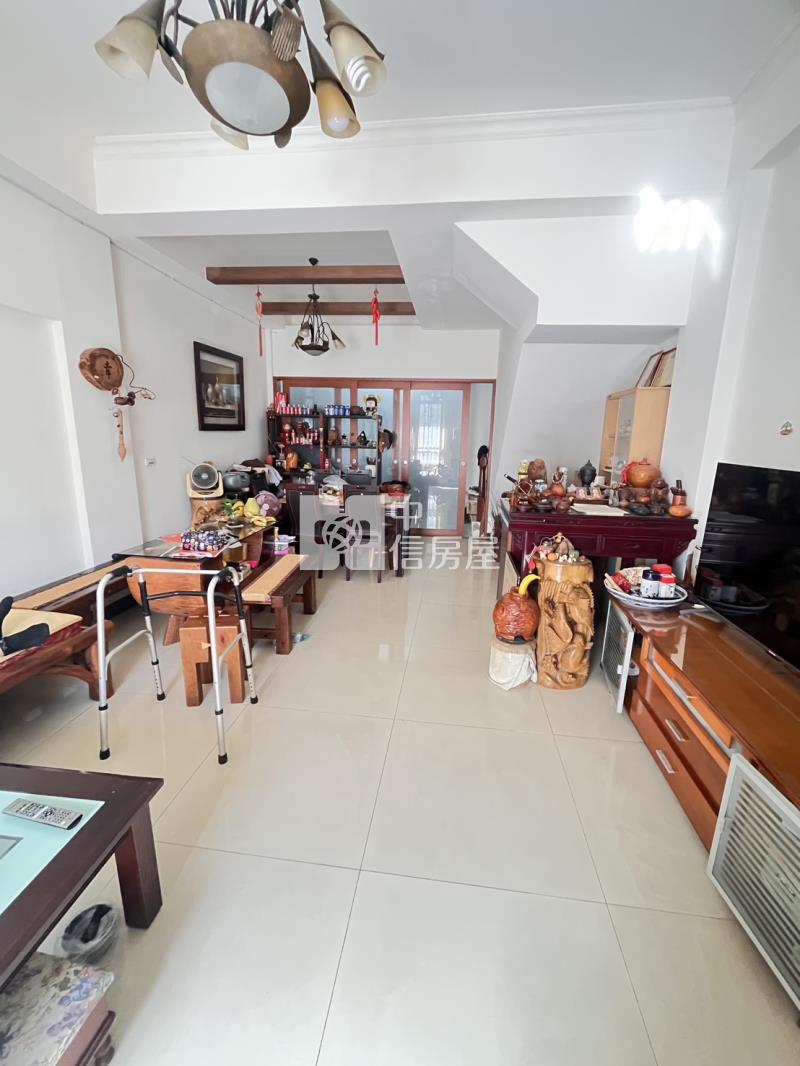 大溪邊間四房透天房屋室內格局與周邊環境