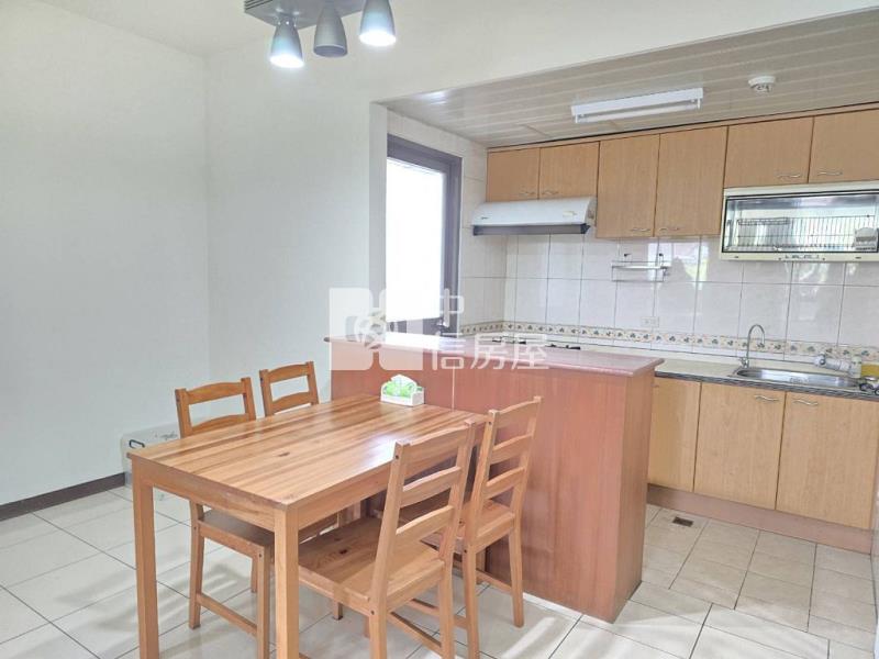 大衛營大2房+平面車位(中信卓越團隊)房屋室內格局與周邊環境