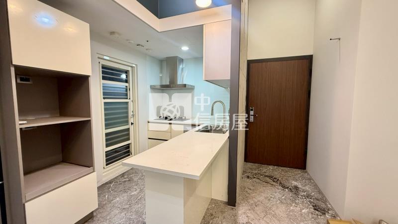 獨家!洲際W四房雙車樓中樓房屋室內格局與周邊環境