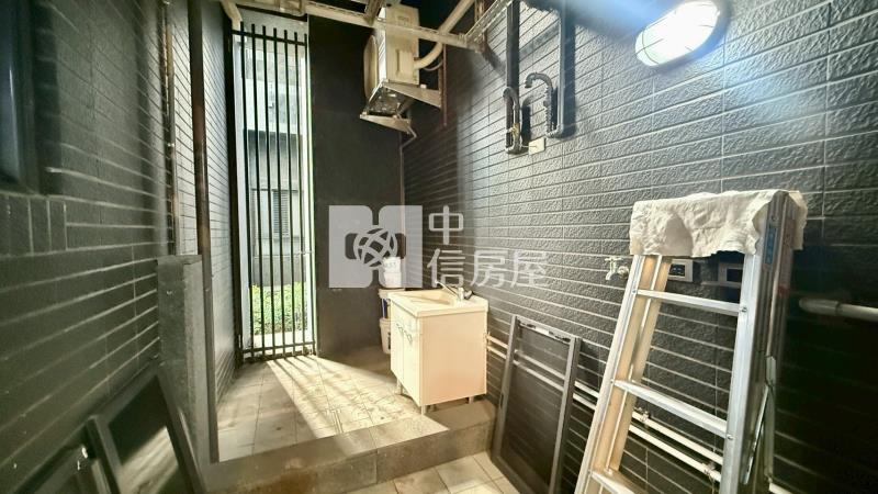 獨家!洲際W四房雙車樓中樓房屋室內格局與周邊環境