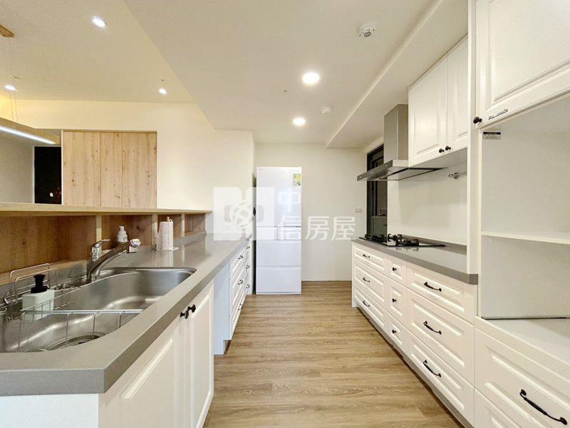 馬偕培英景觀4改3房平車房屋室內格局與周邊環境