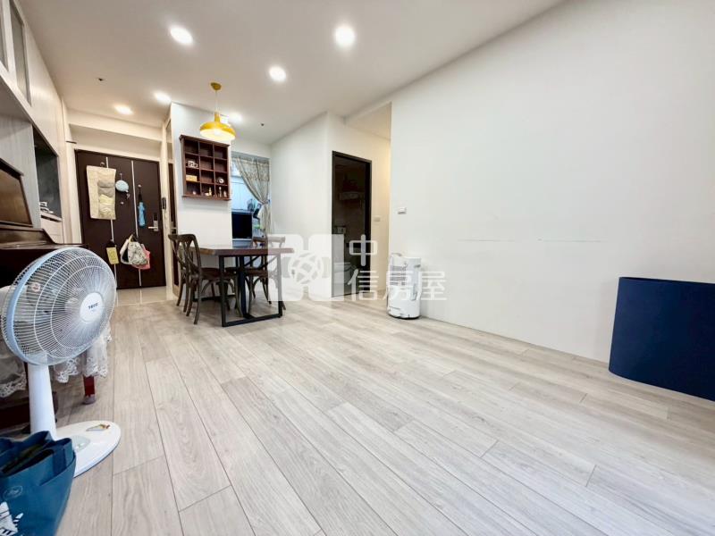 佳福青樂十期東山商圈高樓精裝三房+車位房屋室內格局與周邊環境