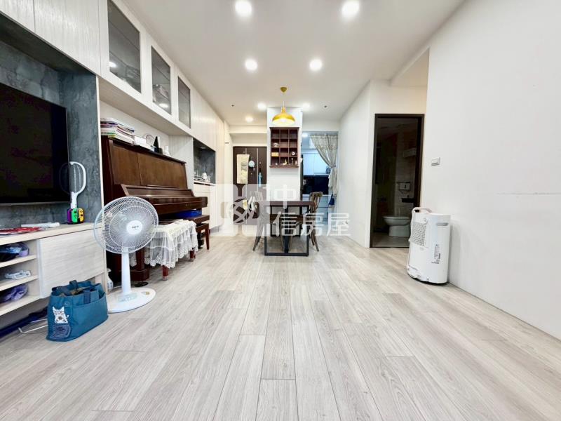 佳福青樂十期東山商圈高樓精裝三房+車位房屋室內格局與周邊環境