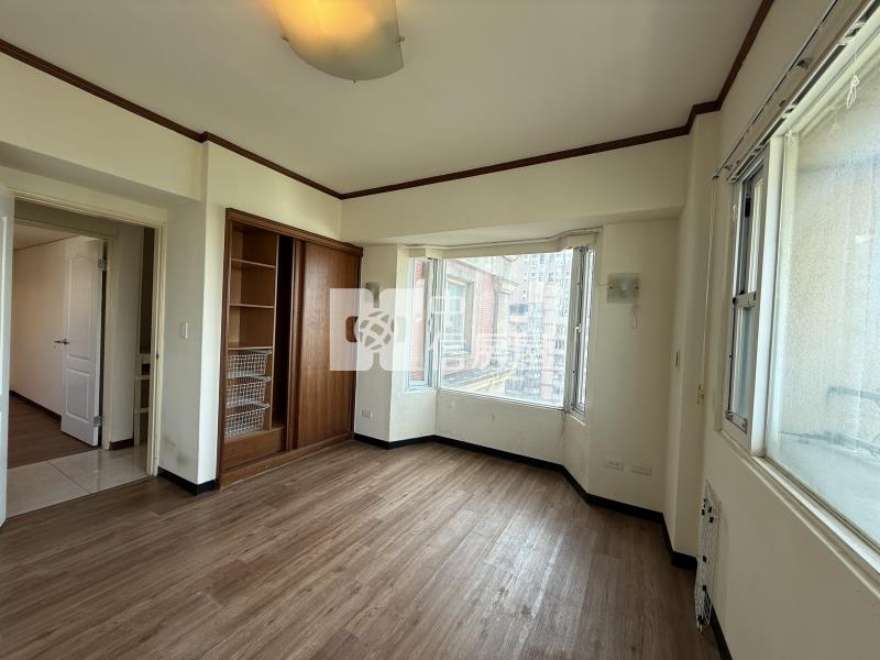 近中原大學商圈樓中樓大三房車房屋室內格局與周邊環境