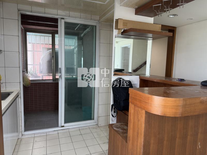 近中原大學商圈樓中樓大三房車房屋室內格局與周邊環境