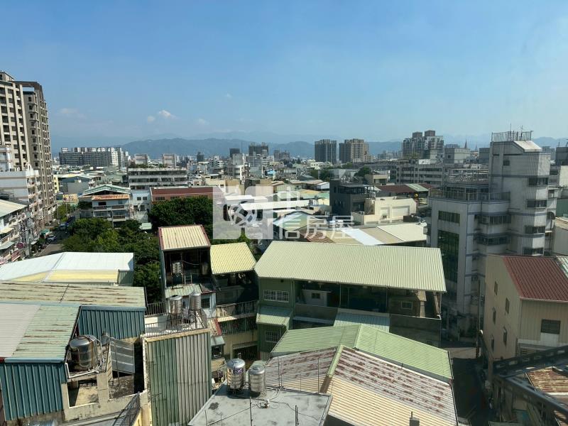 崇光天下三房平車美屋房屋室內格局與周邊環境