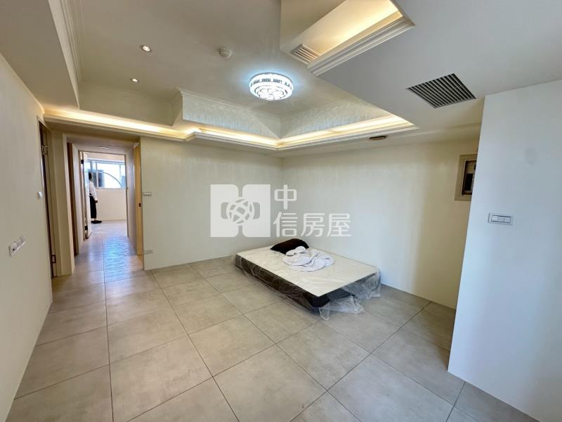 崇光天下三房平車美屋房屋室內格局與周邊環境