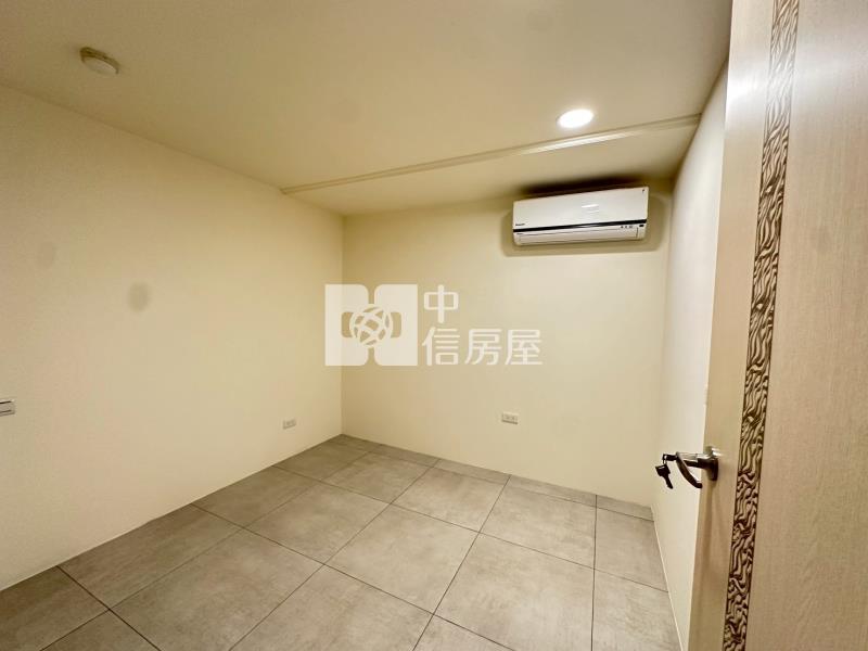 崇光天下三房平車美屋房屋室內格局與周邊環境