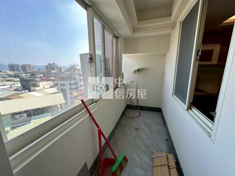 崇光天下三房平車美屋房屋室內格局與周邊環境