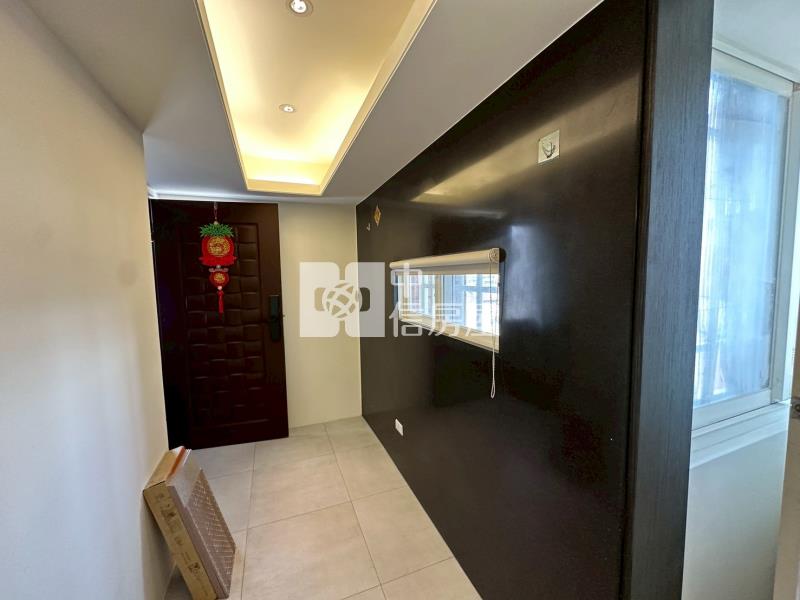 崇光天下三房平車美屋房屋室內格局與周邊環境