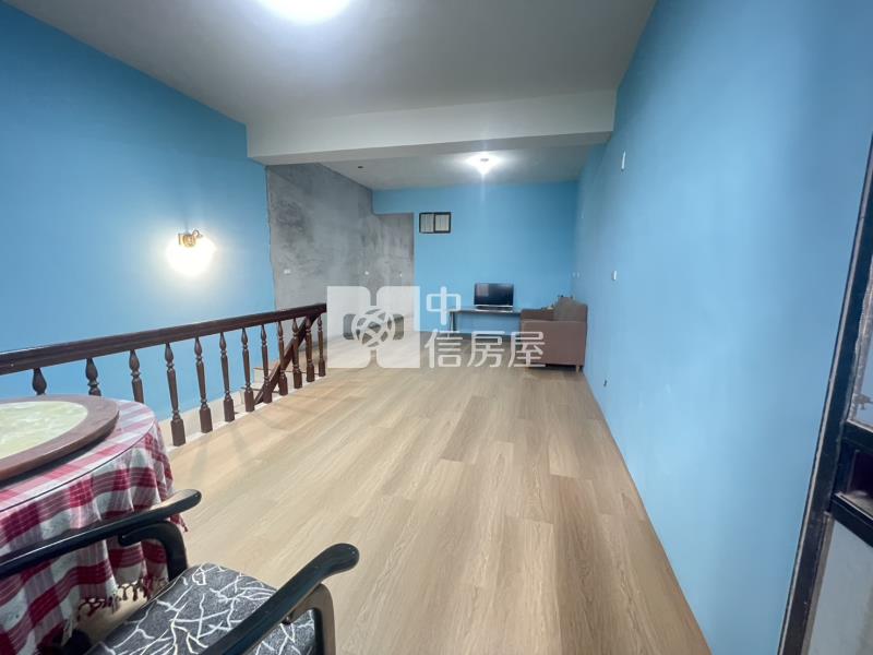 內壢後站興仁公園有車庫美透天房屋室內格局與周邊環境