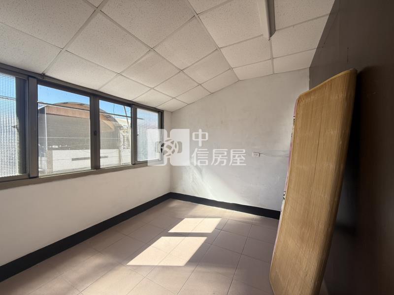 慈恩透天房屋室內格局與周邊環境