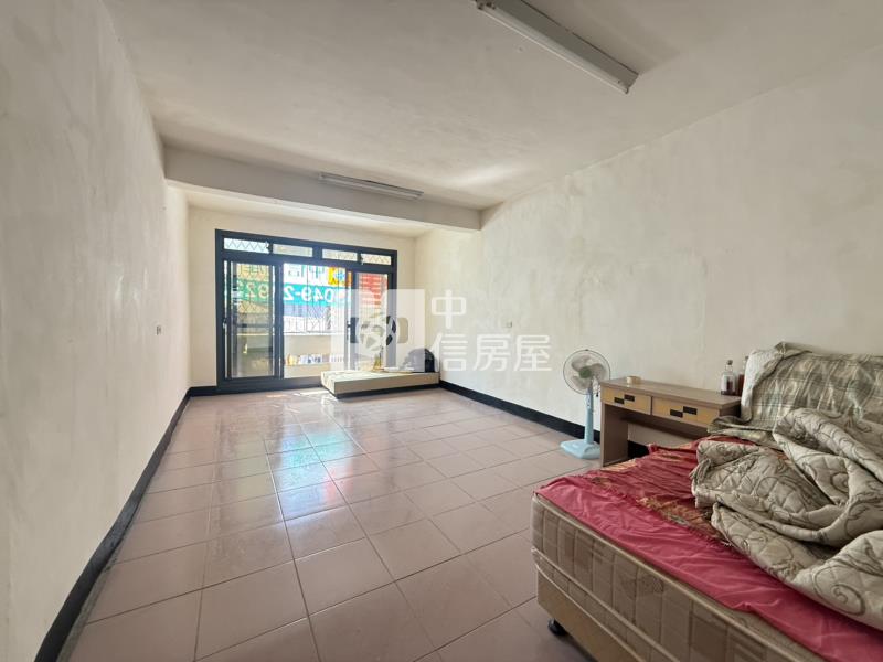 慈恩透天房屋室內格局與周邊環境