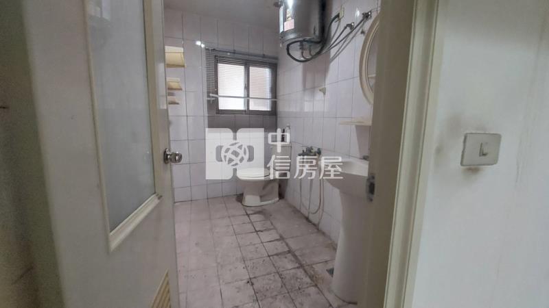 SOGO旁優質透天房屋室內格局與周邊環境