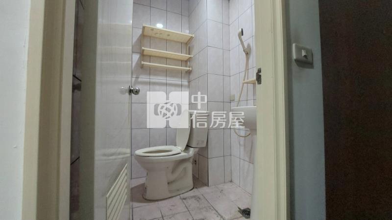 SOGO旁優質透天房屋室內格局與周邊環境