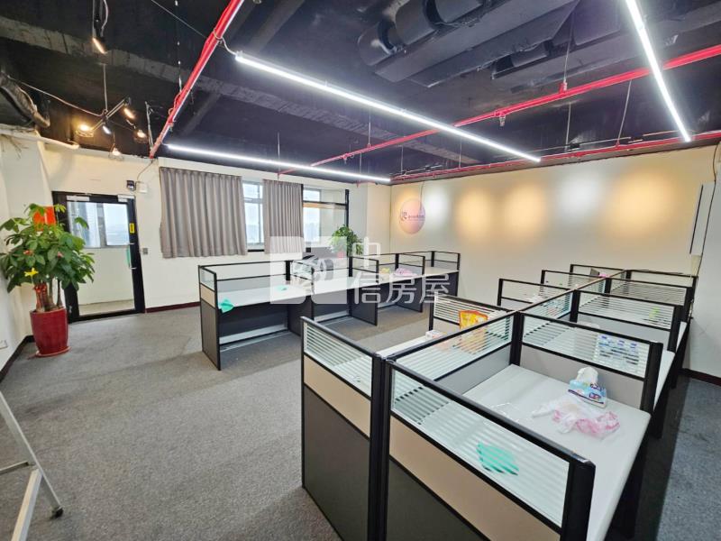 A22老街溪捷運站-世貿銀座景觀商辦1房屋室內格局與周邊環境