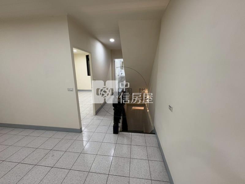 平鎮南勢重劃區整新透天房屋室內格局與周邊環境