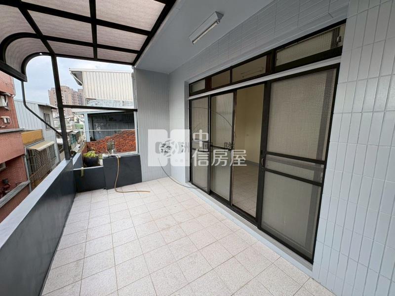 平鎮南勢重劃區整新透天房屋室內格局與周邊環境