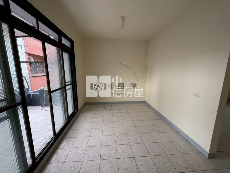 平鎮南勢重劃區整新透天房屋室內格局與周邊環境