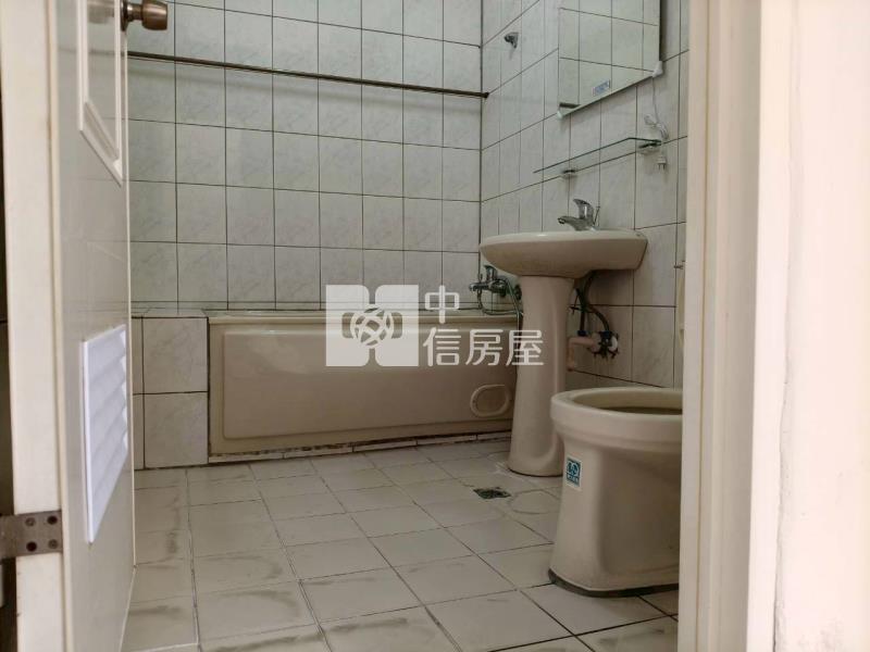 永靖浮圳路旁邊間透天房屋室內格局與周邊環境