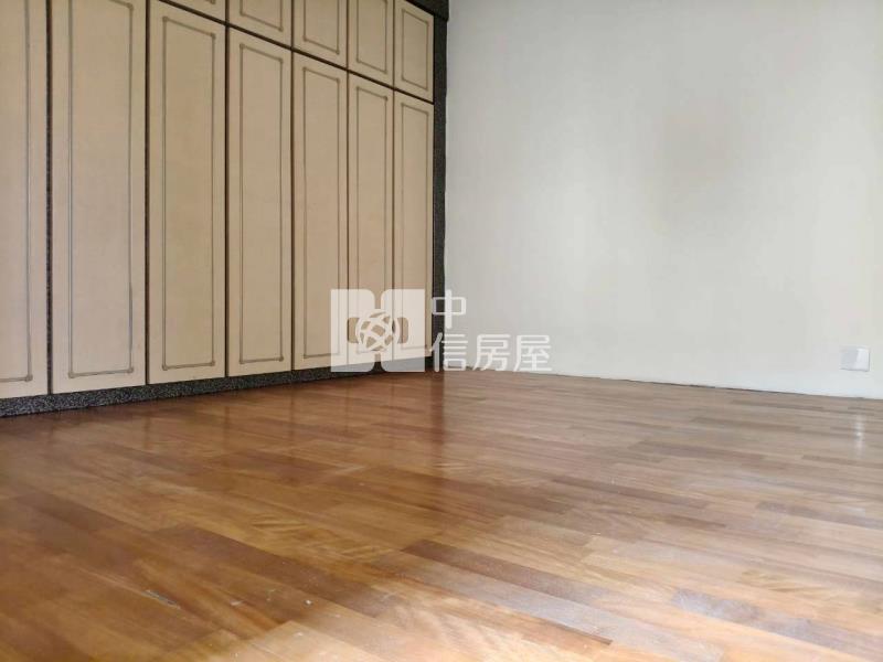 永靖浮圳路旁邊間透天房屋室內格局與周邊環境