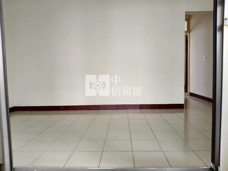 永靖浮圳路旁邊間透天房屋室內格局與周邊環境