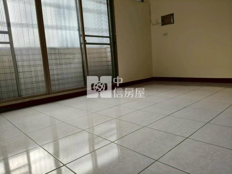 永靖浮圳路旁邊間透天房屋室內格局與周邊環境