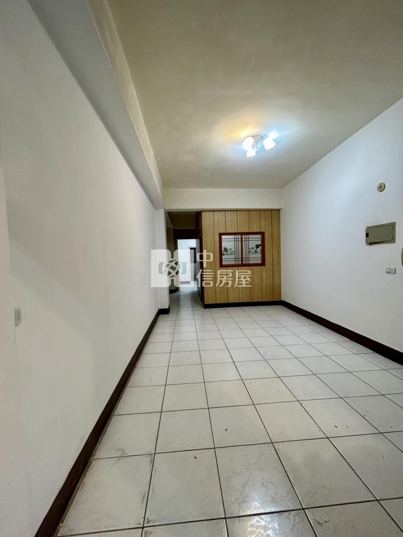 大溪老街/市中心.低總價次頂樓美兩房房屋室內格局與周邊環境