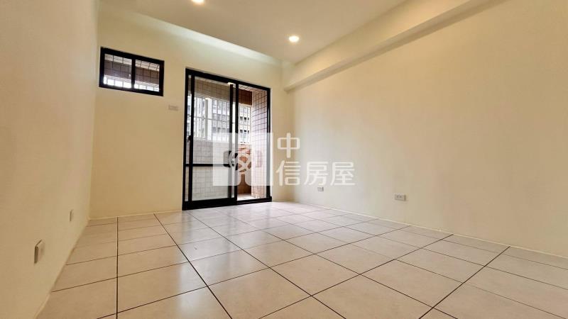 平鎮火車站整新電梯大三房房屋室內格局與周邊環境