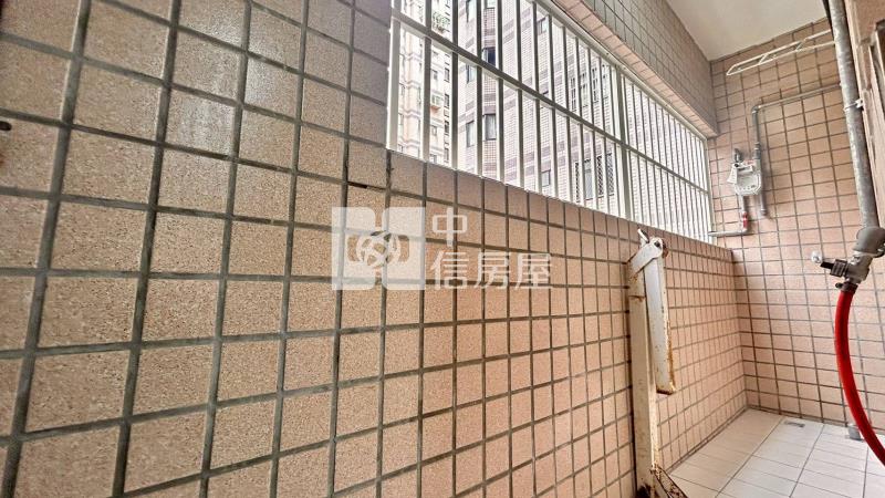 平鎮火車站整新電梯大三房房屋室內格局與周邊環境